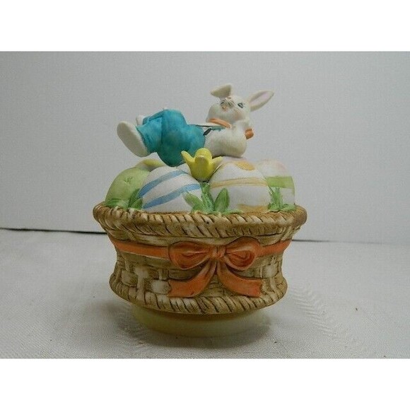 Brinn's Rotating Easter Bunny Musical Box Bunny on Eggs in Basket Wind Up Tested - Picture 2 of 9